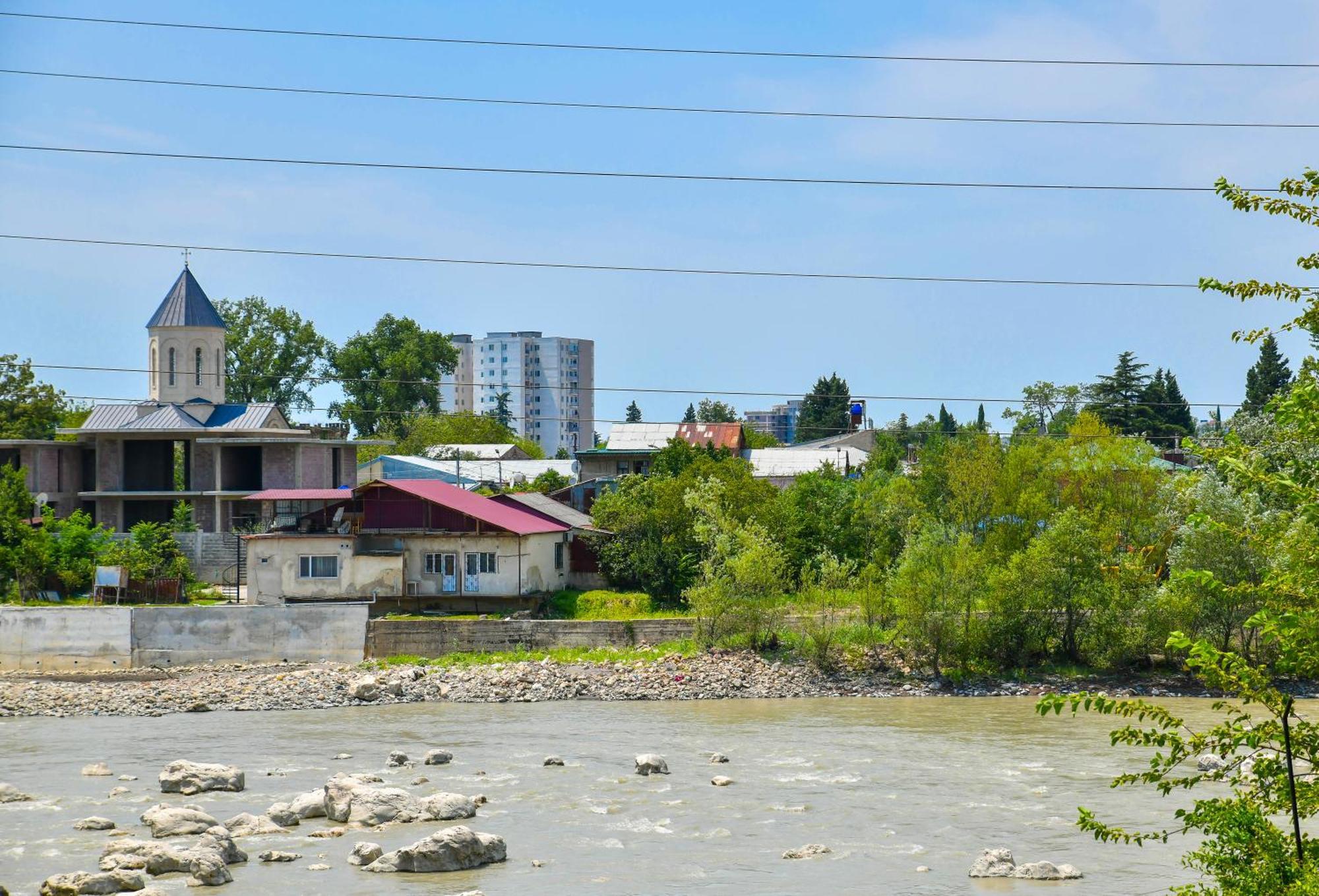 Just Inn Koetaisi Buitenkant foto