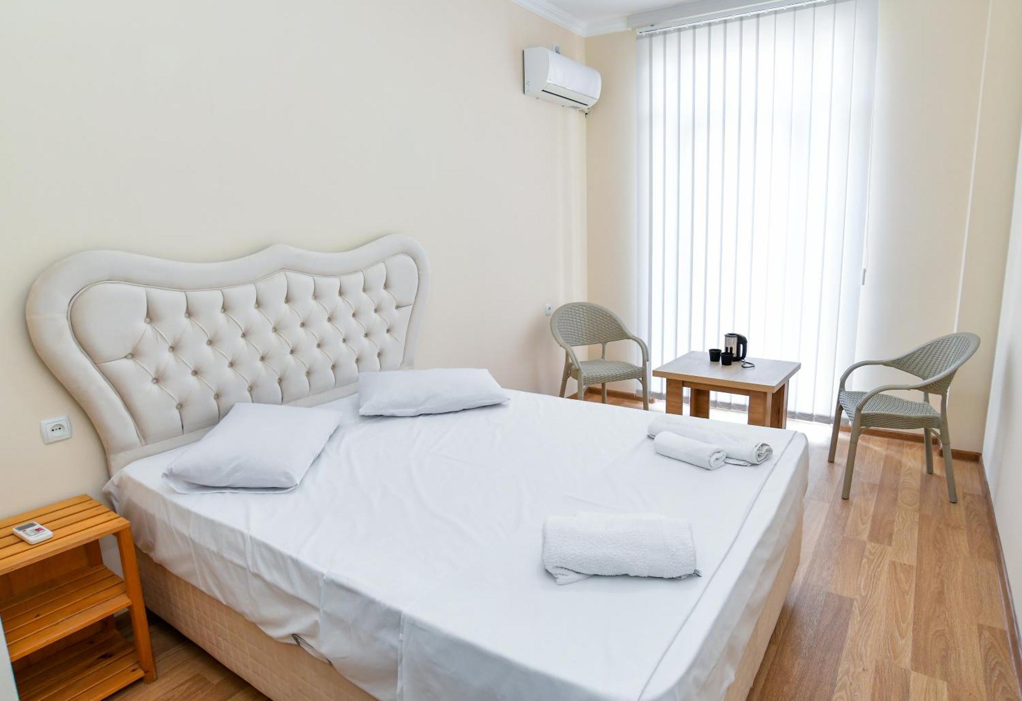 Just Inn Koetaisi Buitenkant foto