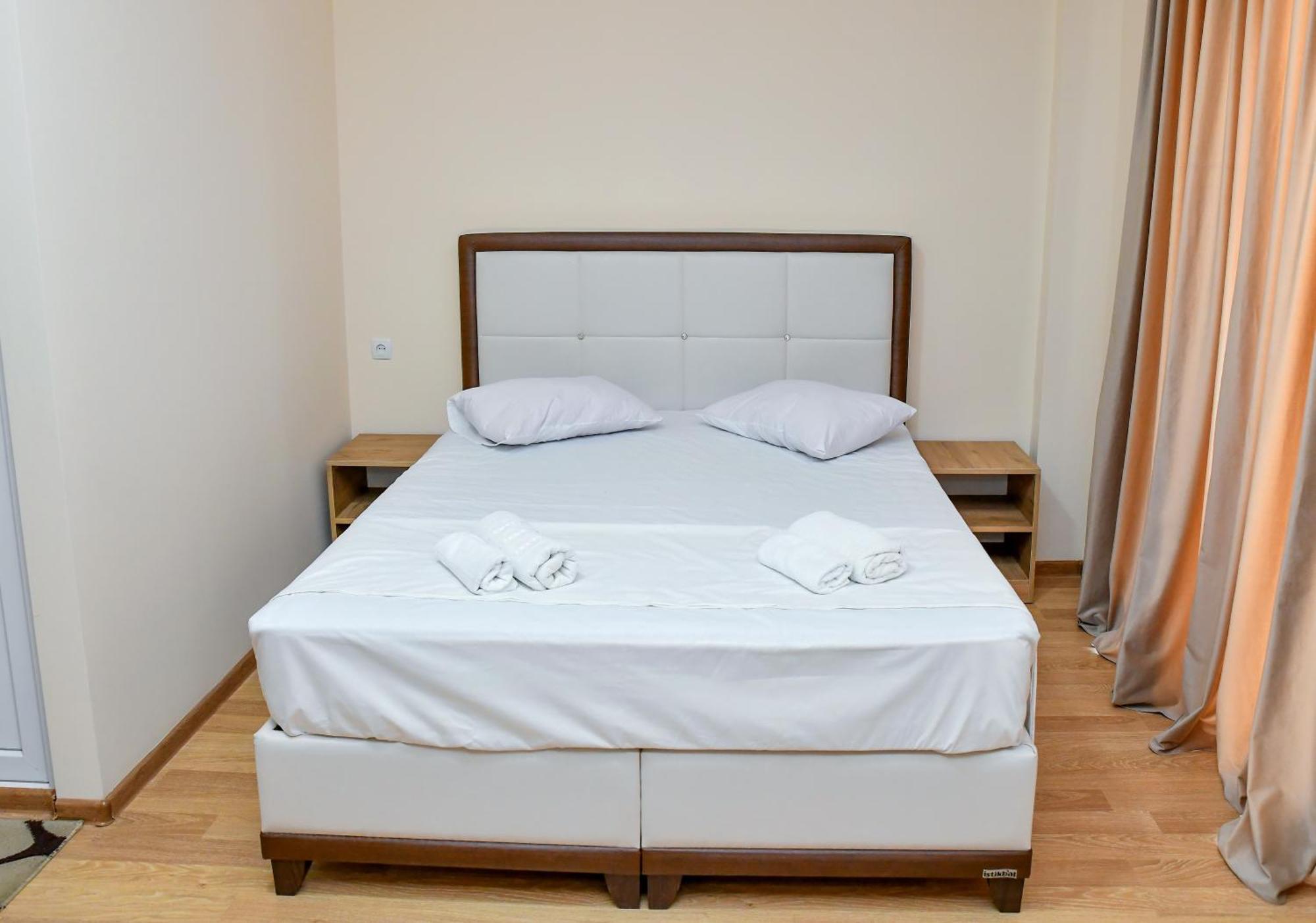 Just Inn Koetaisi Buitenkant foto