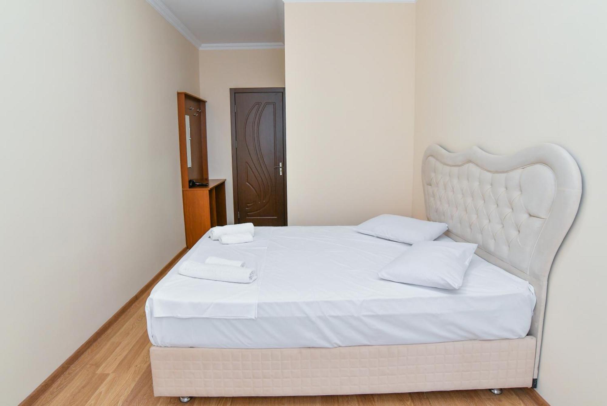 Just Inn Koetaisi Buitenkant foto